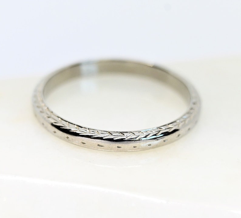 JR Wood /& Sons 18k Art Deco wedding ring white gold wheat patterned eternity band Size 4.5 1920 1930 vintage antique thin stacking ring