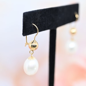 14k gold pearl drop earrings 1.25in Estate 585 dangles, classic wedding bridal fine jewelry gift for her