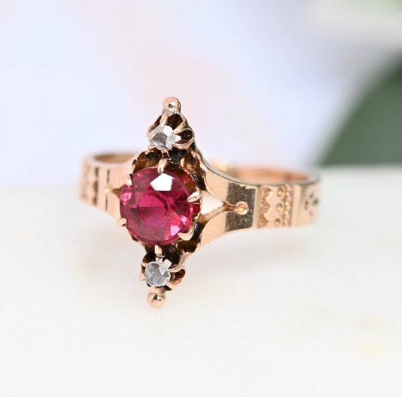 Antique ring 1890s Victorian garnet doublet rose … - image 7