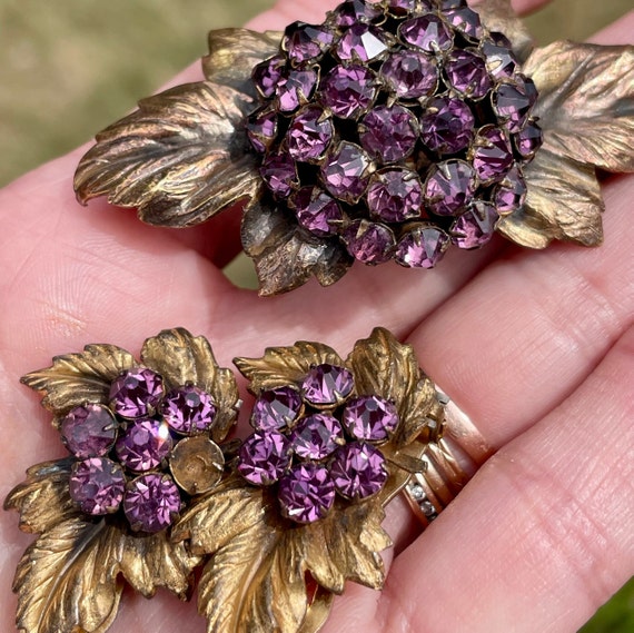 Sparkling vintage brooch dress clip set amethyst … - image 9