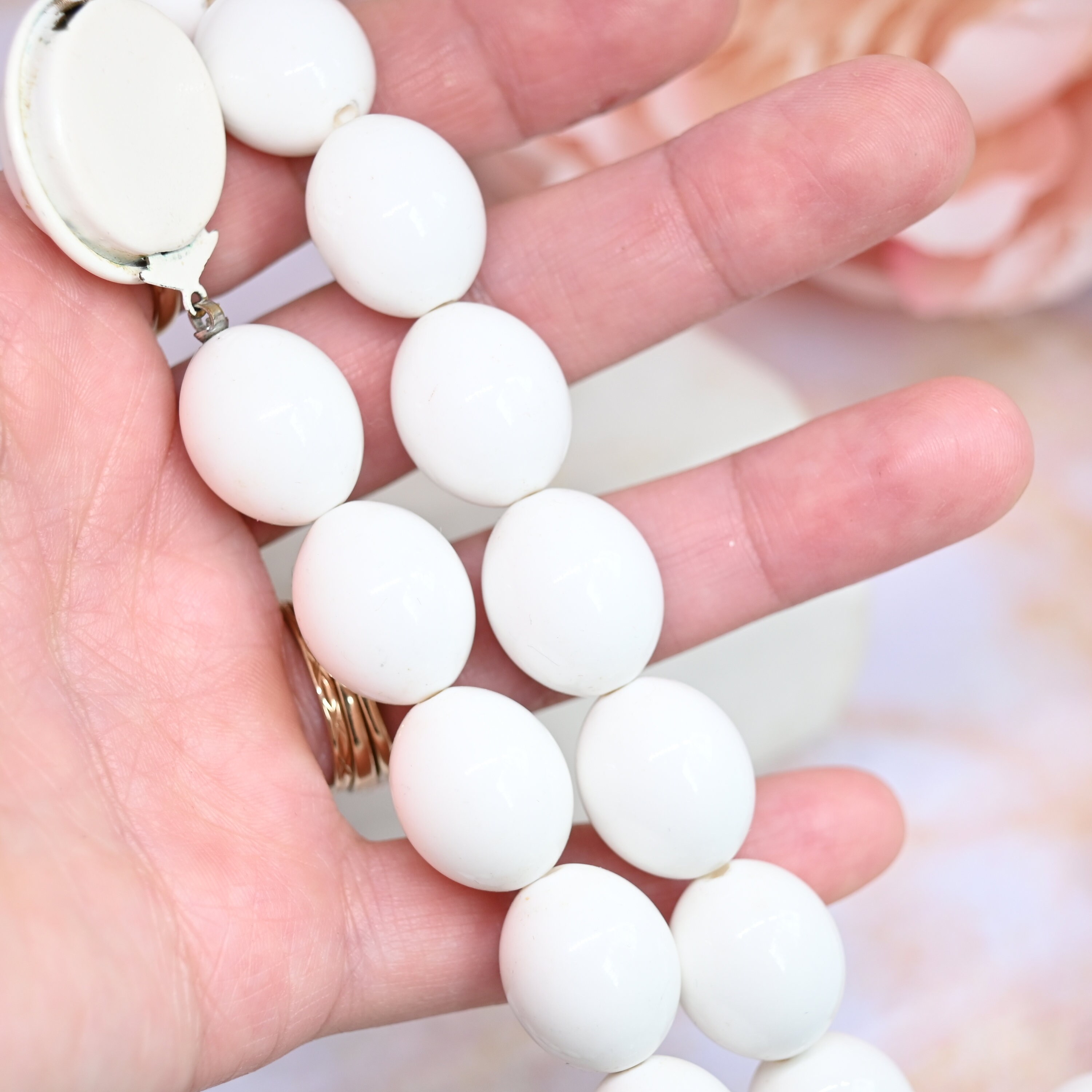 Vintage white bead necklace 22 in necklace retro jewelry oval Etsy