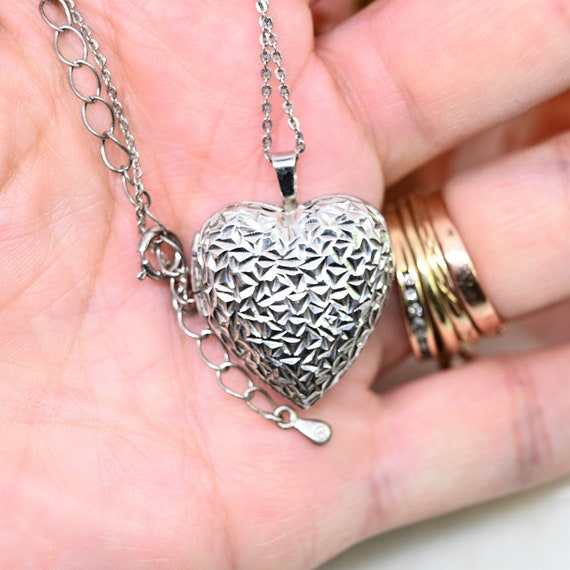 Vintage silver heart locket heart pendant necklac… - image 6