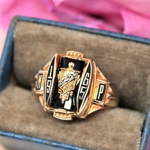 Hk hotsell 10k ring