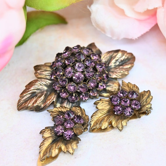 Sparkling vintage brooch dress clip set amethyst … - image 2