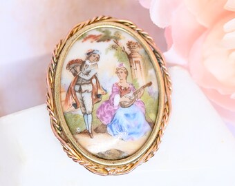 Broche Antique Portrait Miniature En Porcelaine De Limoges - Laiton - Thème Romantique - Occasion