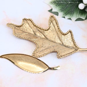 Vintage leaf brooches oak leaf brooch gold tone jewelry Large brooch Small lapel pin statement costume jewelry gift for her