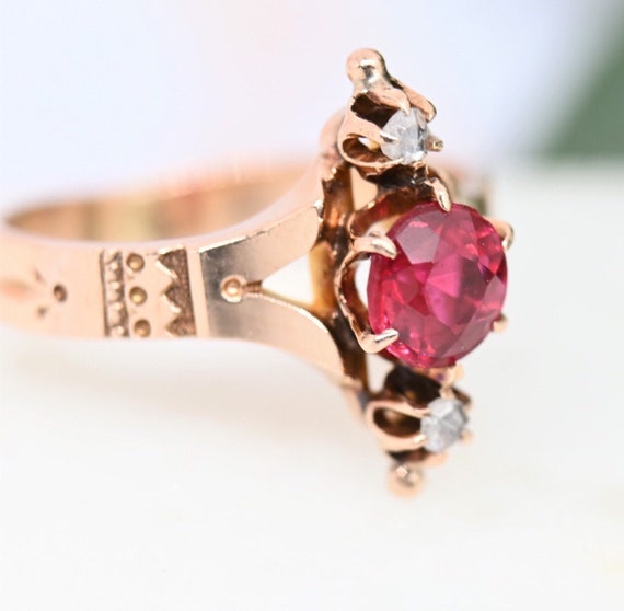 Antique ring 1890s Victorian garnet doublet rose … - image 1