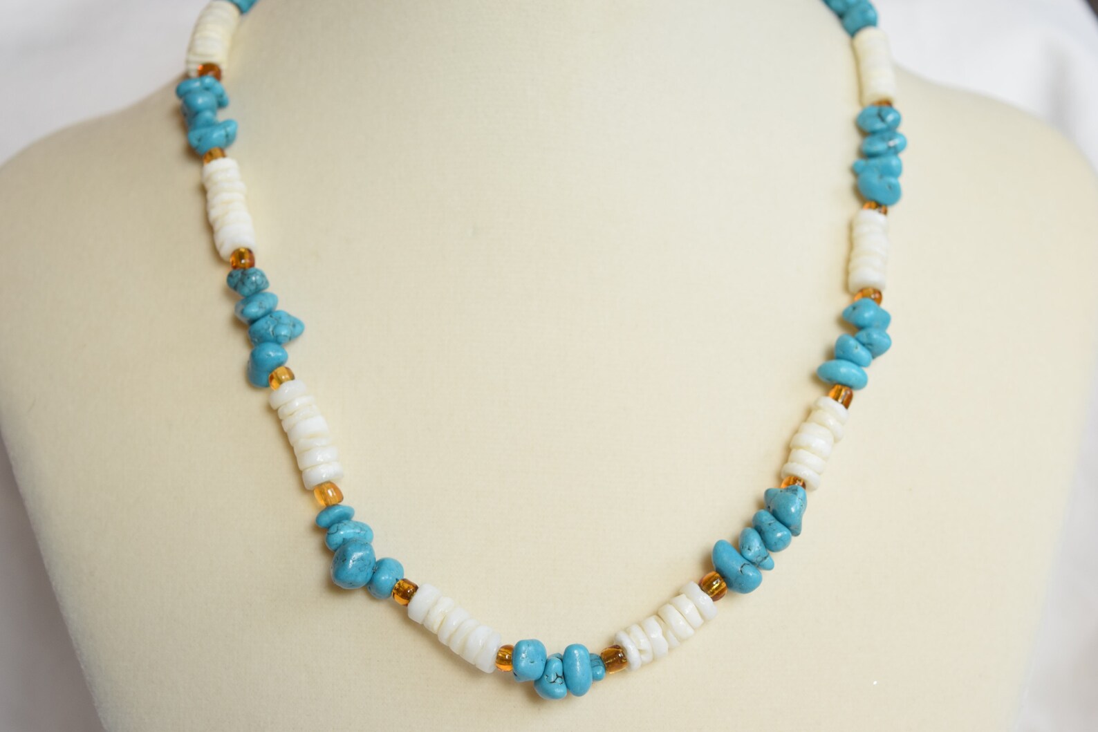 Vintage Turquoise Puka Shell Bead Necklace On-trend Beach - Etsy