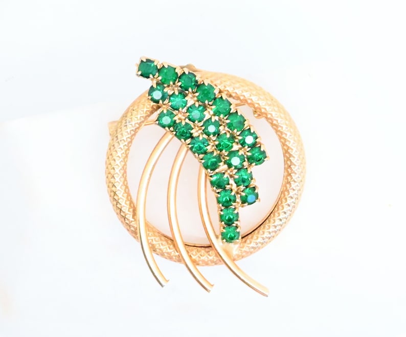 Scarab brooch by Krementz 14k gold overlay circle pin 1940 1950s onyx jade signed vintage jewelry
