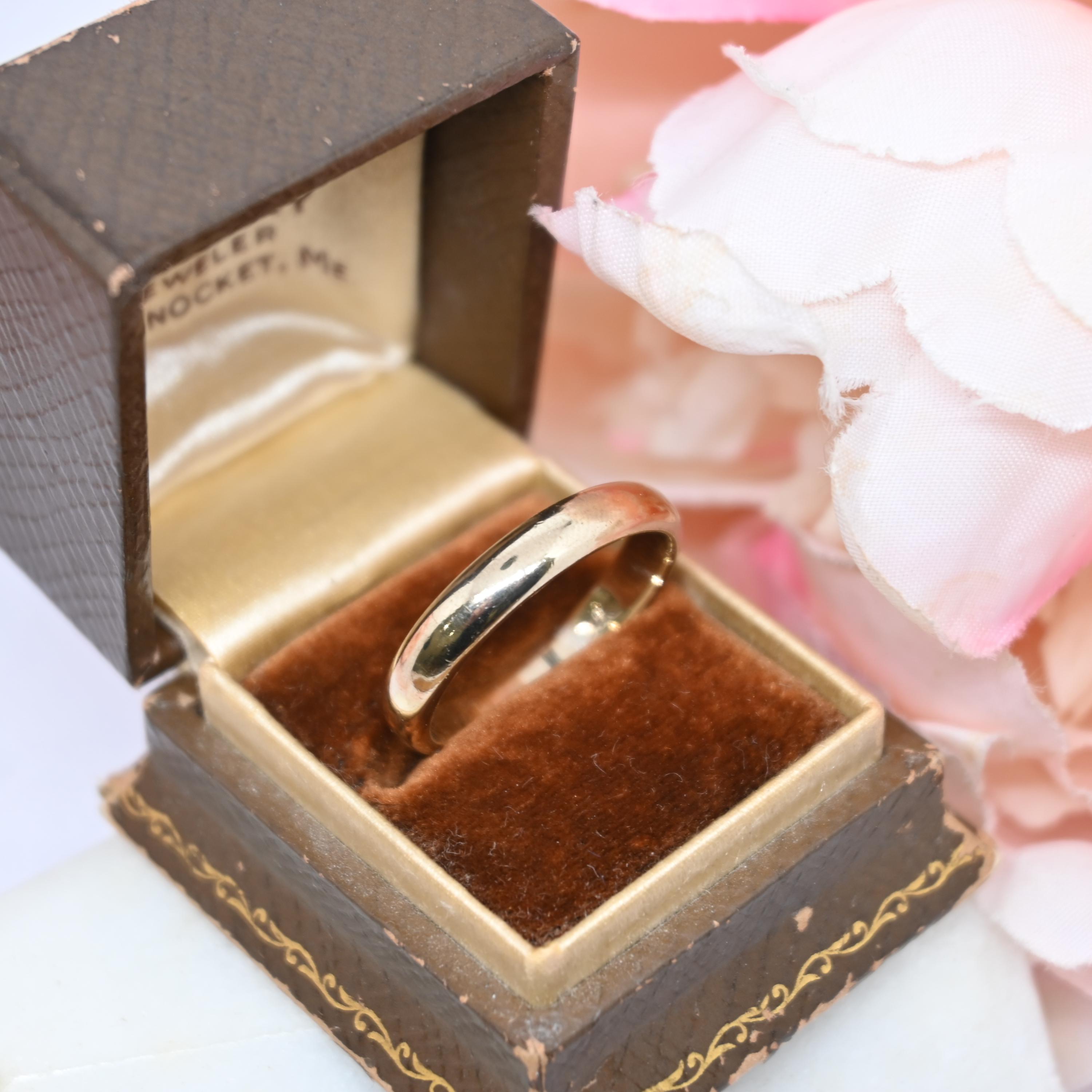 Vintage 14k gold wedding band Size 10.25 simple design eternity wedding ring men's plain band ladies' stacking ring yellow gold fine jewelry