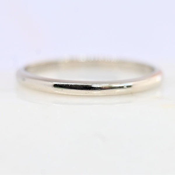 Vintage 14k white gold wedding band thin plain skinny stacking ring fine jewelry gift for her