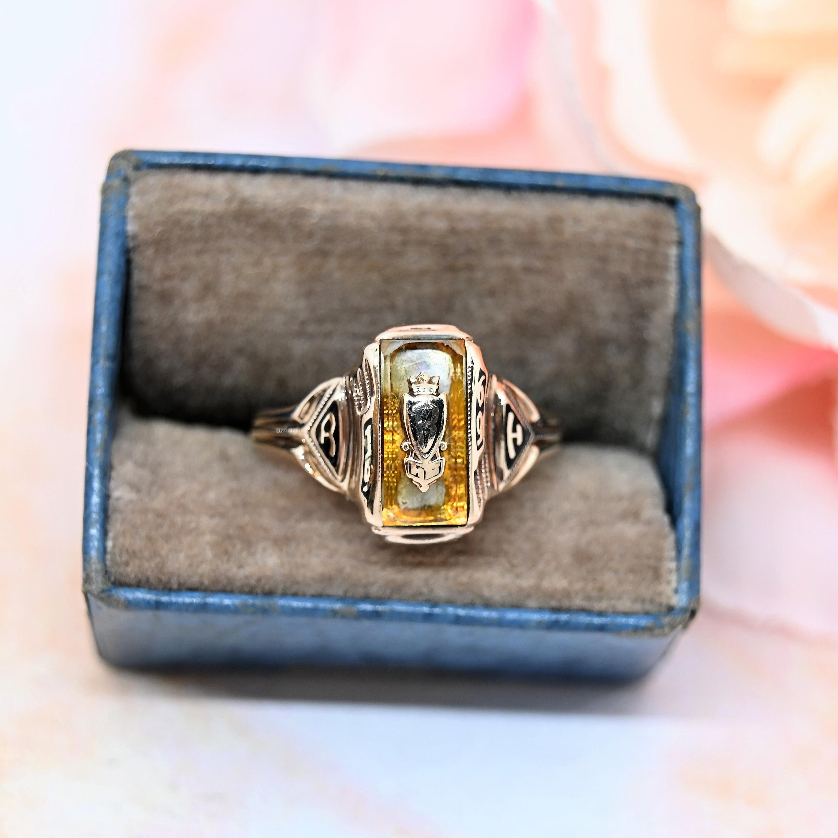 10KYG 1969 Class Ring w/ Blue Stone Size 9.75 | eBay