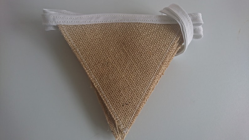 10 flags Hessian Bunting