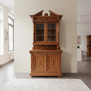 27572 Buffetschrank Schrank Gründerzeit 1880 Nussbaum furniert Antik