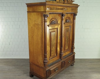 24263 Kleiderschrank Schrank Gründerzeit 1880 Nussbaum furniert Antik