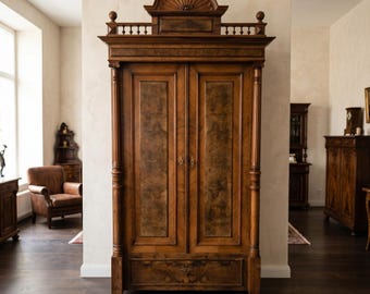 28805 Kleiderschrank Schrank Gründerzeit 1880 Nussbaum furniert Antik