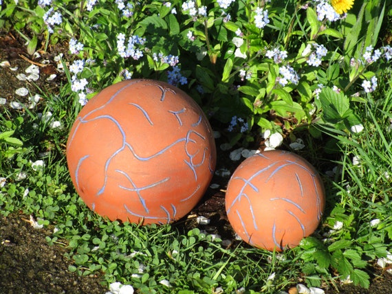 Ceramic Garden Balls : Green Glazed Decorative Garden Ball National