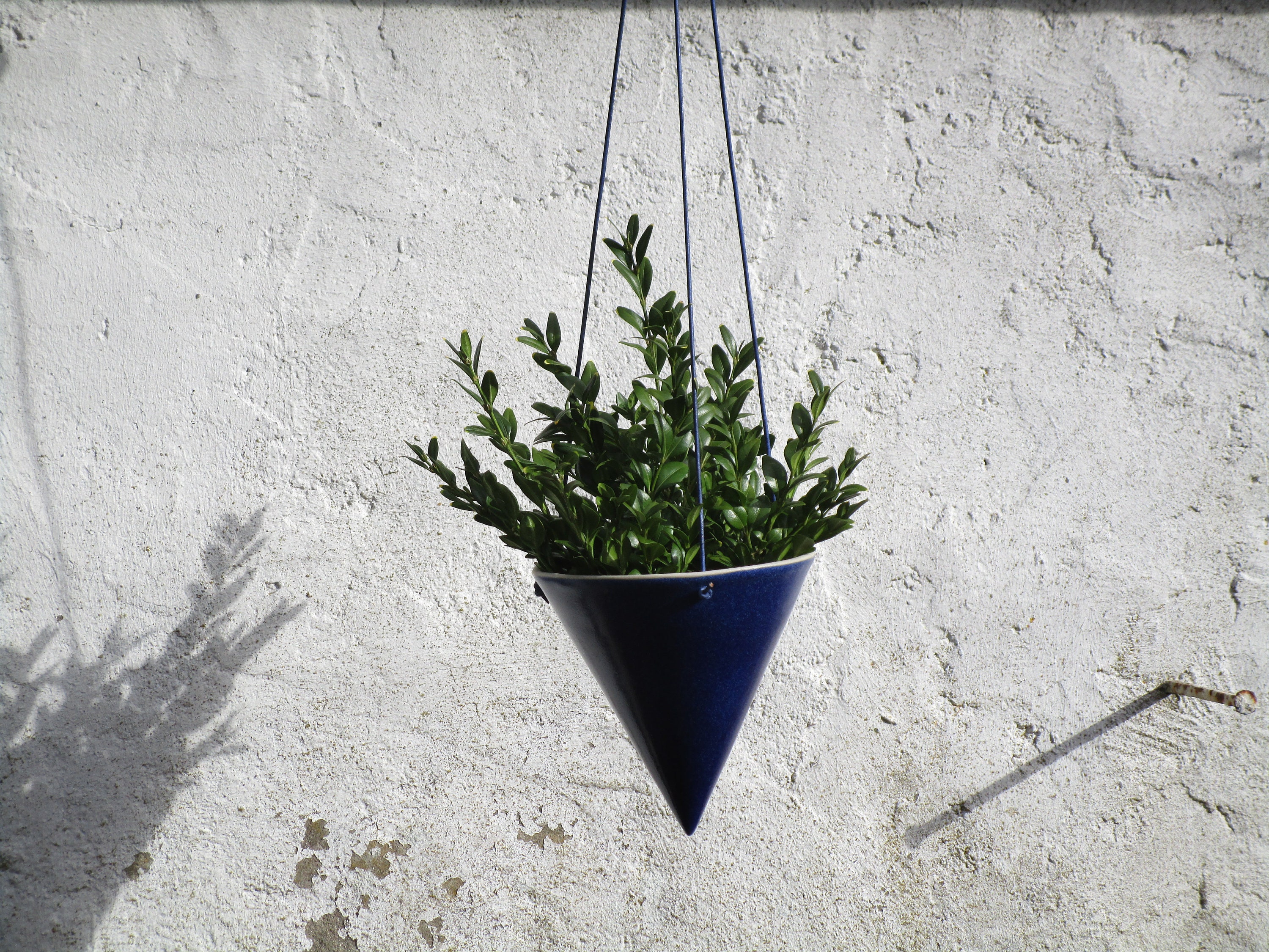 blumenampel keramik blau