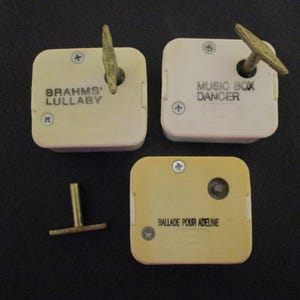 3er Set Einbauspieluhren mit Schlüssel - zum Aufziehen - Spieluhrenherstellung - Music Box Dancer - Brahms Lullaby - Ballade pour Adeline -