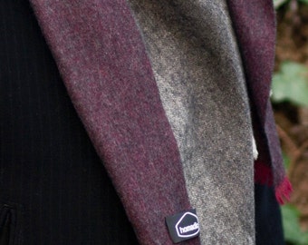 Luxury Mongolian Cashmere Scarf for Men - Burgundy Ripple Finish