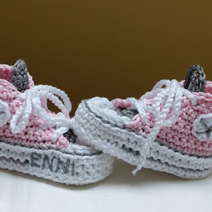 Personalized baby shoes, gift for baptism, birth, embroidered with name/date, sneakers, unique, crocheted baby shoes, customizable