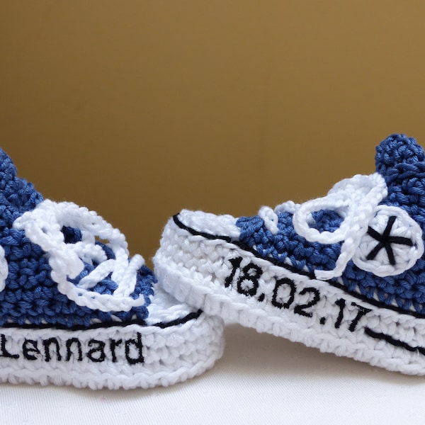 Babyschuhe mit Namen und Datum, Baby Shoes, Sneaker, personalisierte Geschenke, Taufe, Converse