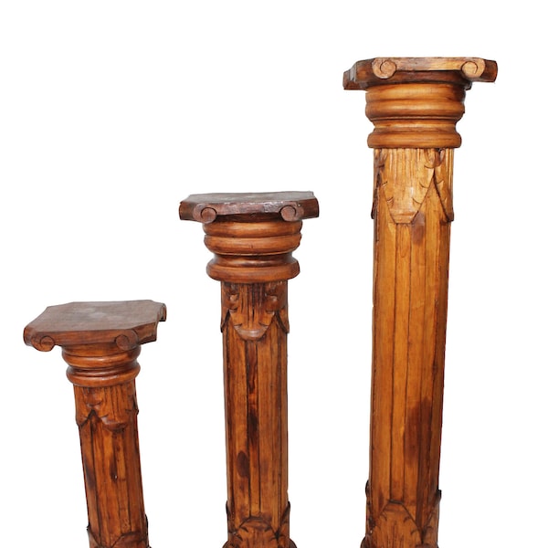 Colonne de fleurs, support de fleurs, support de présentation, support grec romain en bois massif marron marron clair. Hauteurs 120 cm 100 cm 80 cm 60 cm