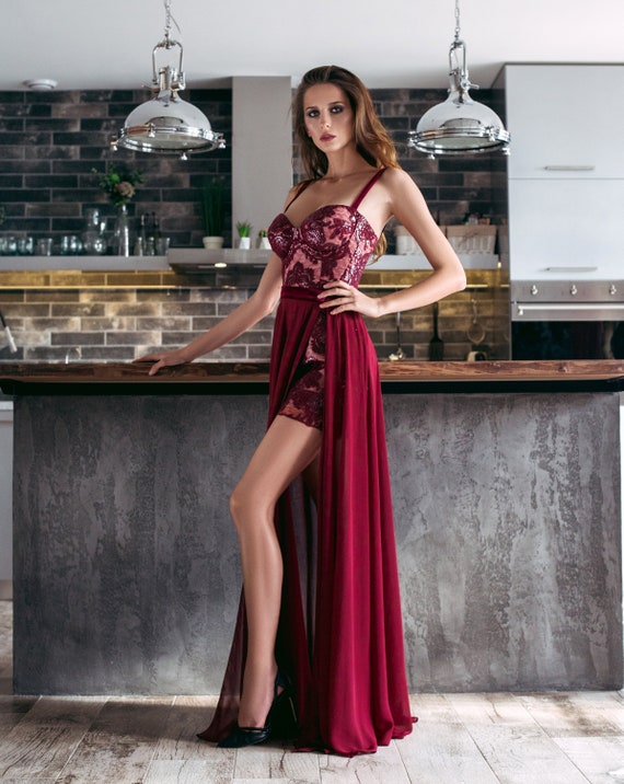 womens long burgundy dress