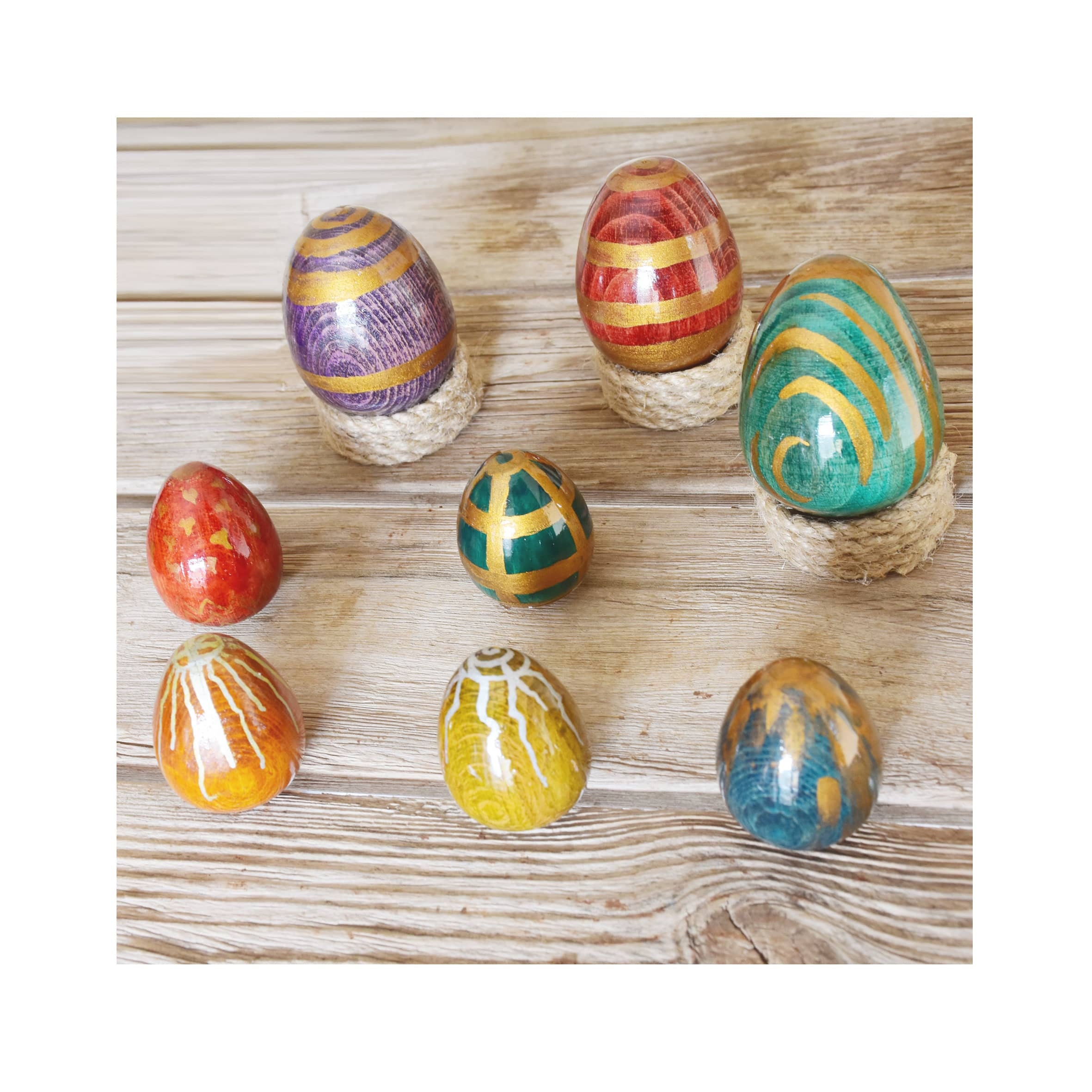 Ensemble de 8 Oeufs Colorés Pâques Faits à La Main Du Bois Hêtre | 3 Grands et 5 Petits Vendus avec 