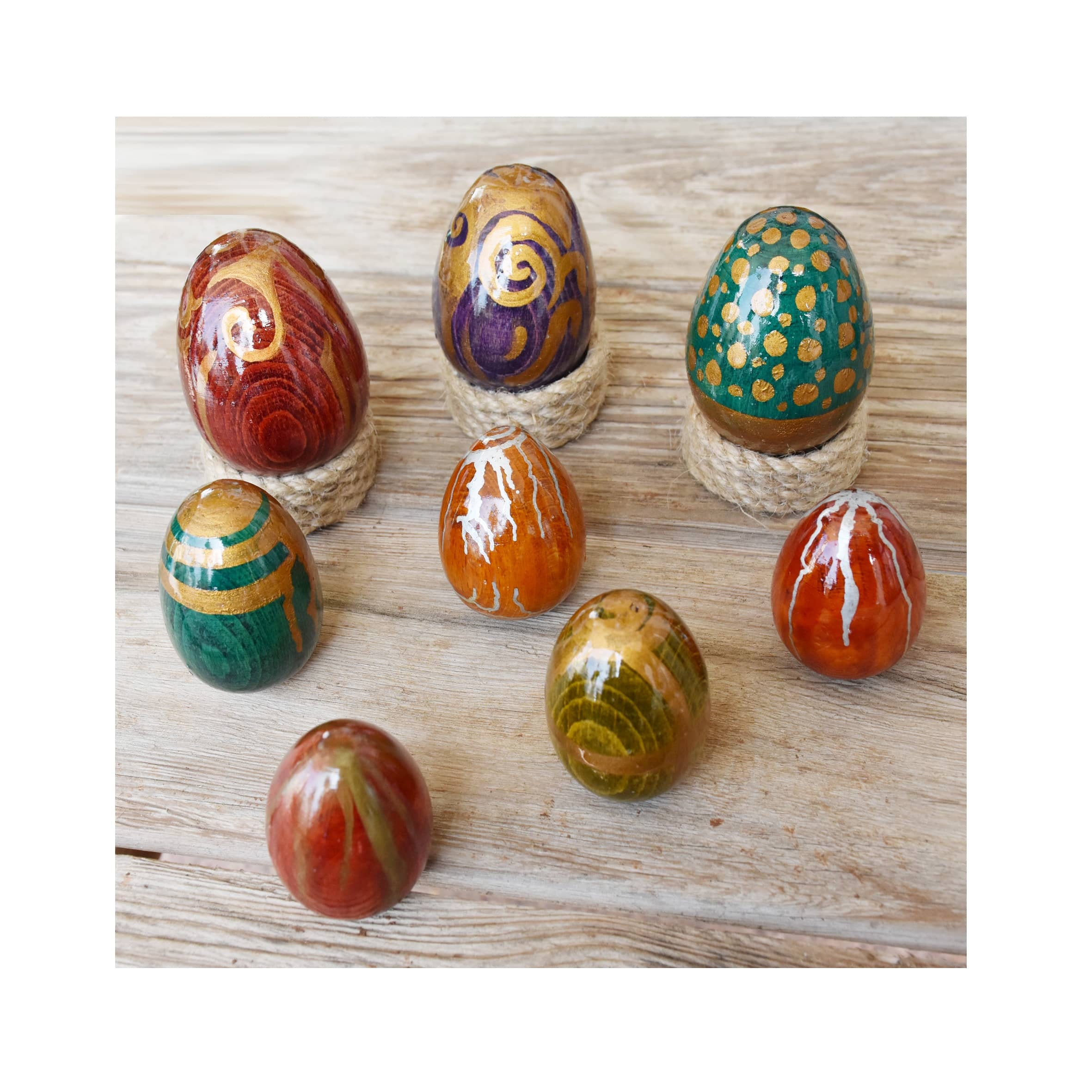 Ensemble de 8 Oeufs Colorés Pâques Faits à La Main Du Bois Hêtre | 3 Grands et 5 Petits Vendus avec 