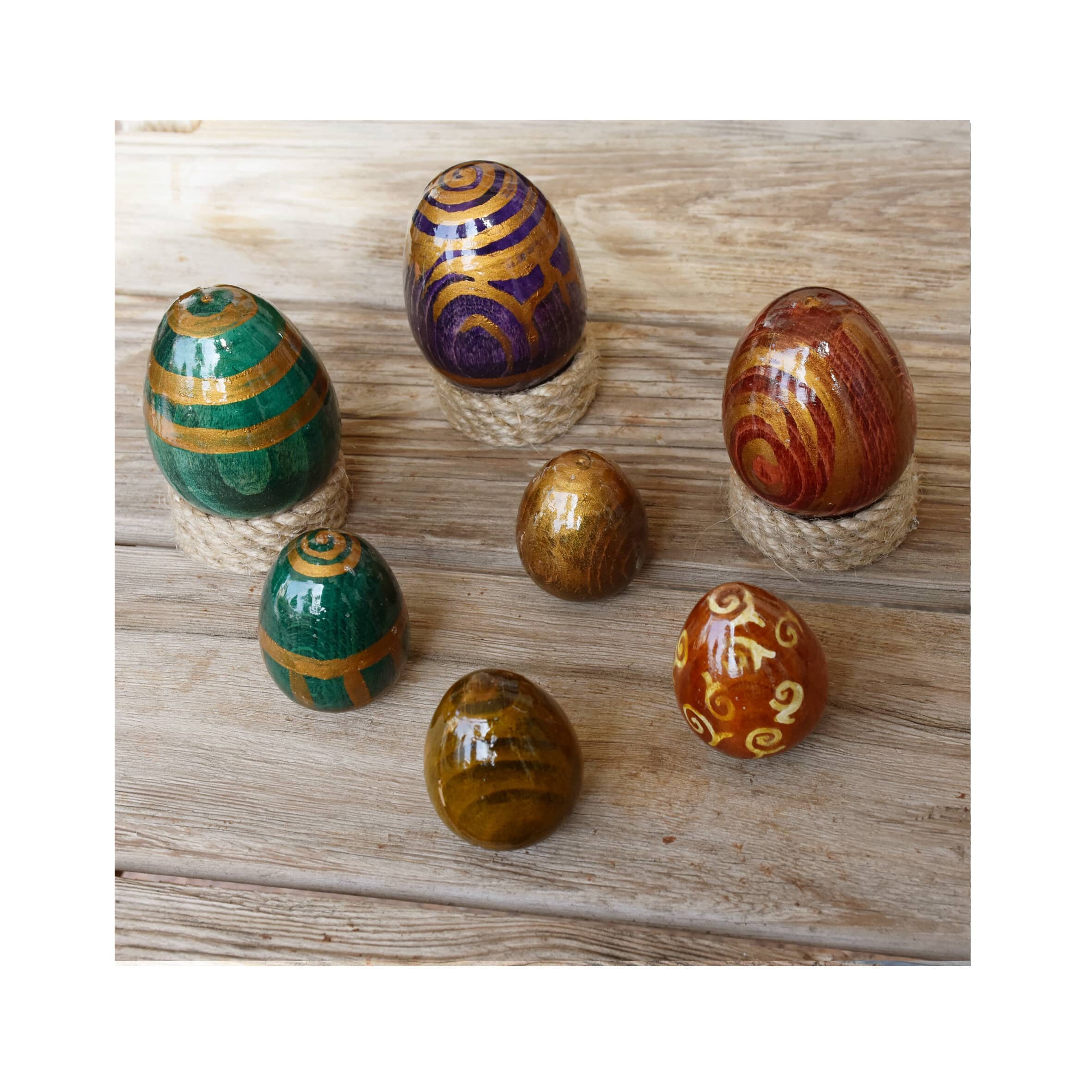 Ensemble de 7 Oeufs Colorés Pâques Faits à La Main Du Bois Hêtre | 3 Grands et 4 Petits Vendus avec 