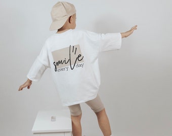 Oversize T-Shirt Smile, T-Shirt, Shirt, Children's T-Shirt