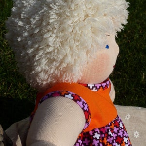 Doll with blond hair No. 16072 image 2