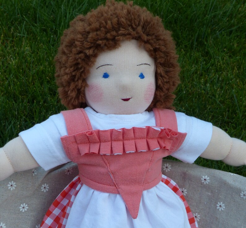 Doll with traditional dress No. 16070 image 1