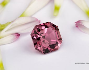 1.5 ct Pink Tourmaline, Nigerian Tourmaline, Loose Gemstone, Natural Stone, Handmade Jewelry, Crystals, Fashion