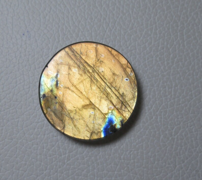 labradorite round Cabochon 33 mm #524