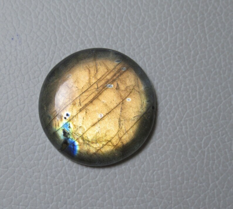 labradorite round Cabochon 33 mm #524