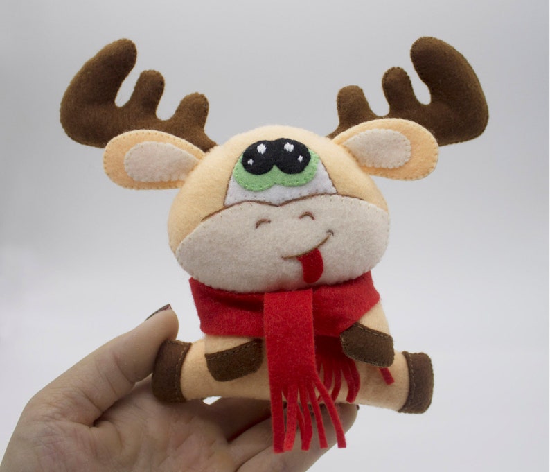 christmas stuffed moose