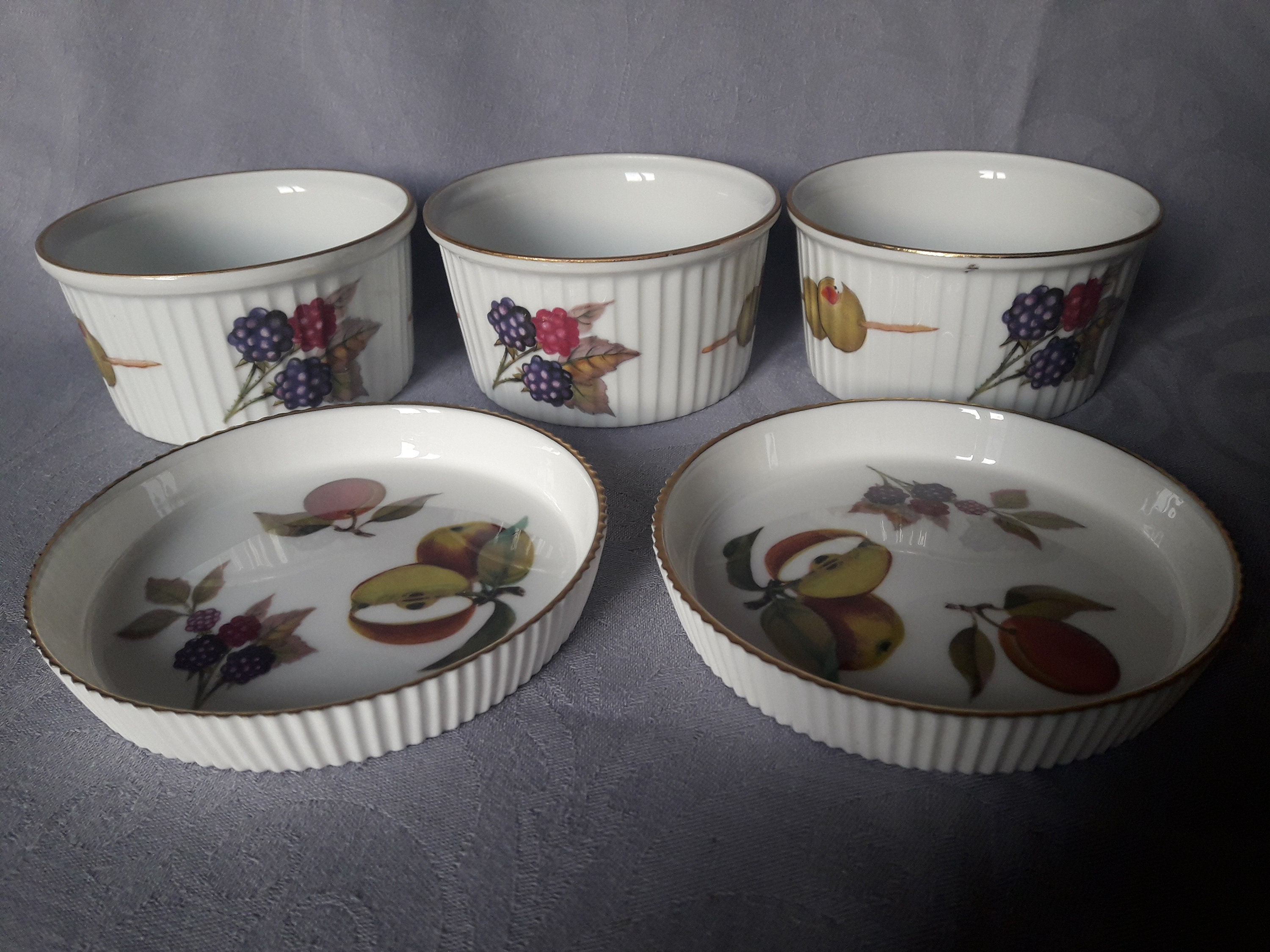 Set de 3 Ramequins | Pots à Soufflés, Dessert et 2 Petites Soucoupes, Porcelaine Anglaise Royal Worc