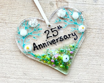 25th Anniversary glass heart keepsake, Silver wedding, hanging decoration, glass flowers, milestone, letterbox gift, special Mum, grandma,