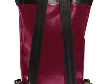 Upcycling Rollrucksack aus LKW-Plane Bordeaux in Größen