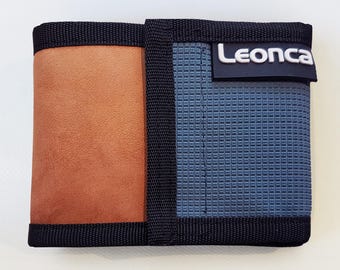 Upcycled Wallet made of gymnastic mat & leather