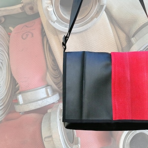 Upcycling Tasche aus Feuerwehrschlauch rot in 5 Größen