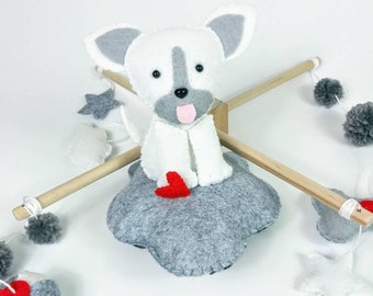 Dog crib mobile , dog baby mobile, baby room decoration, baby nursery mobile, playroom decoration, felt dog for nursery decor