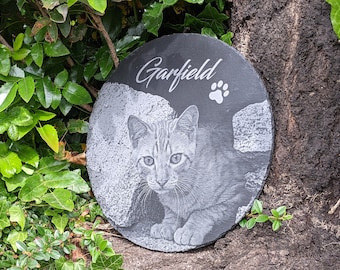 20 x 20 cm/30 x 30 cm runde Gedenktafel für Tiere inkl. Gravur als Gedenkstein personalisiert mit Foto und Wunschtext als Grabschmuck