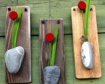 Blumenvase aus Stein und Holz Wandvase