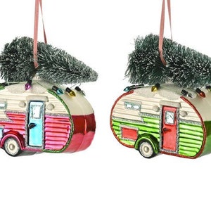 Caravan Christmas tree figure made of glass