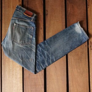 90's Distress Denime Japan 14oz Selvedge Faded Blue Jeans W28