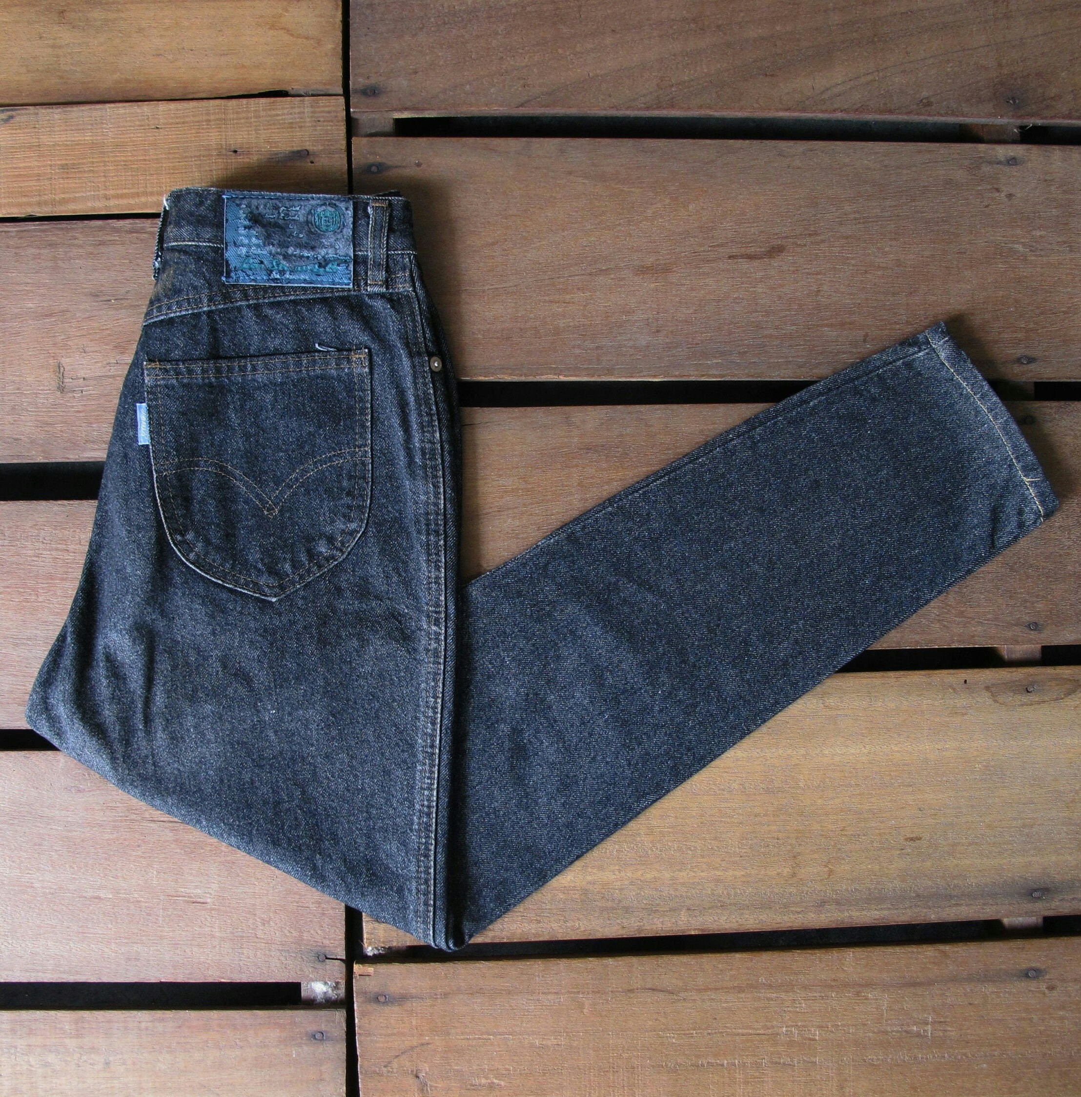 90's Levi Strauss 635 High Waist Dark Black Tapered Leg W24