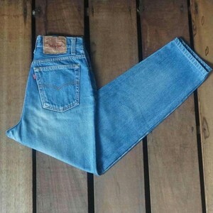90&#39;s Levi Strauss & Co 501 Fit Faded Blue Tapered Leg Denim W24 Vintage Levis 17501-0115 High Waist Mom Jeans Button Fly Made In USA size 7